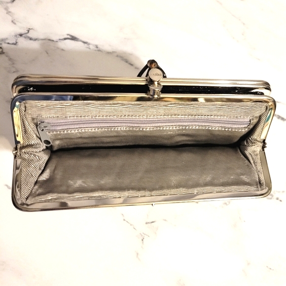 HOBO Int'l Black/Red Patent Leather Woven 'Lauren' Wallet/Clutch - Picture 3 of 12